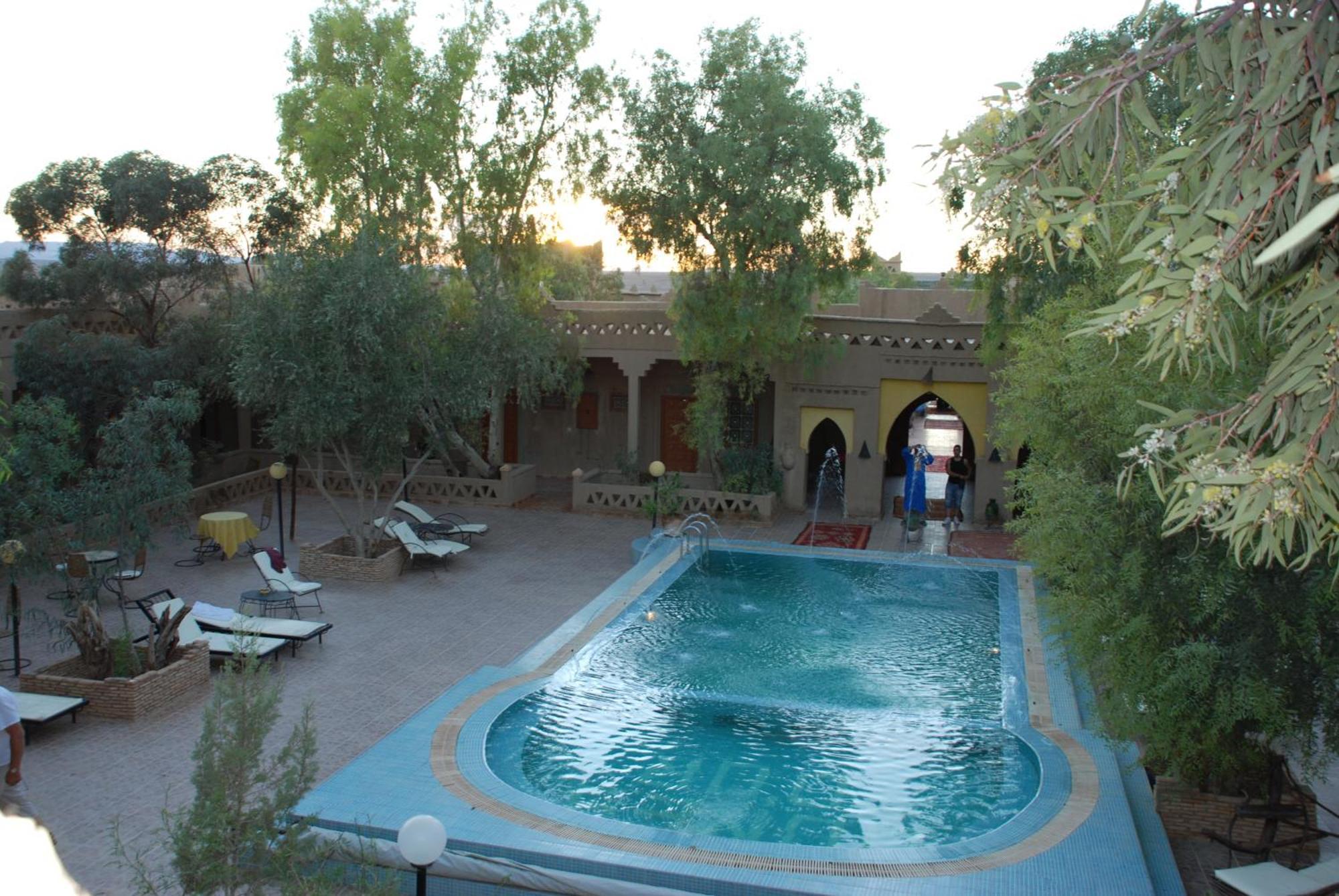 Auberge De Charme Les Dunes D'Or Merzouga Exterior photo