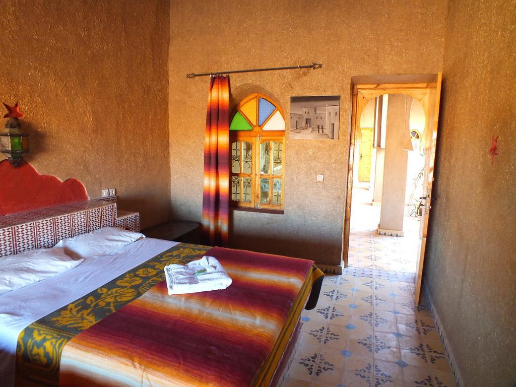 Auberge De Charme Les Dunes D'Or Merzouga Room photo