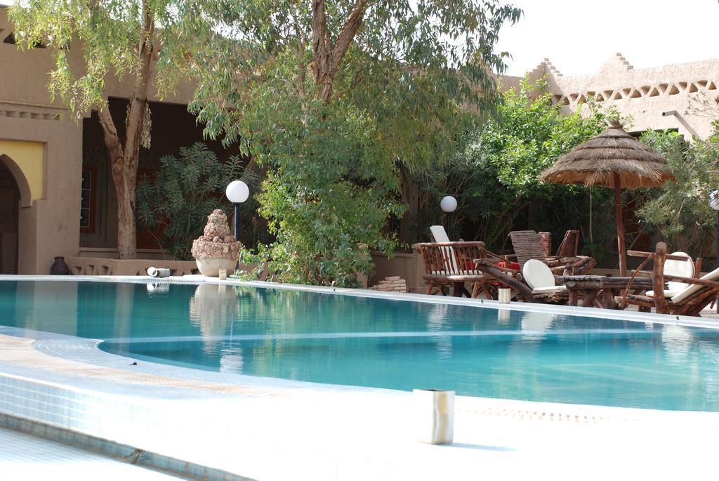 Auberge De Charme Les Dunes D'Or Merzouga Exterior photo